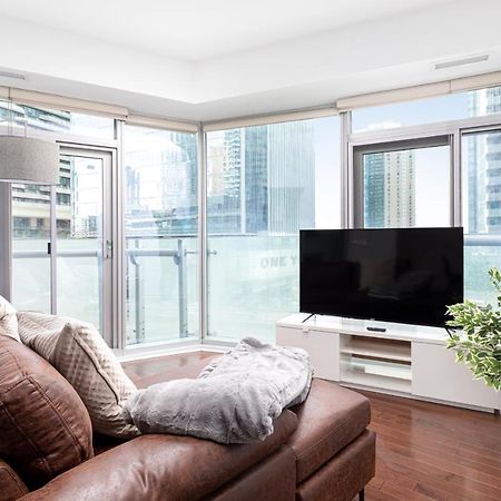 Downtown Toronto Condo Mins From Scotiabank Arena, Tiff, Cn Tower, Union, Mtcc Exteriör bild