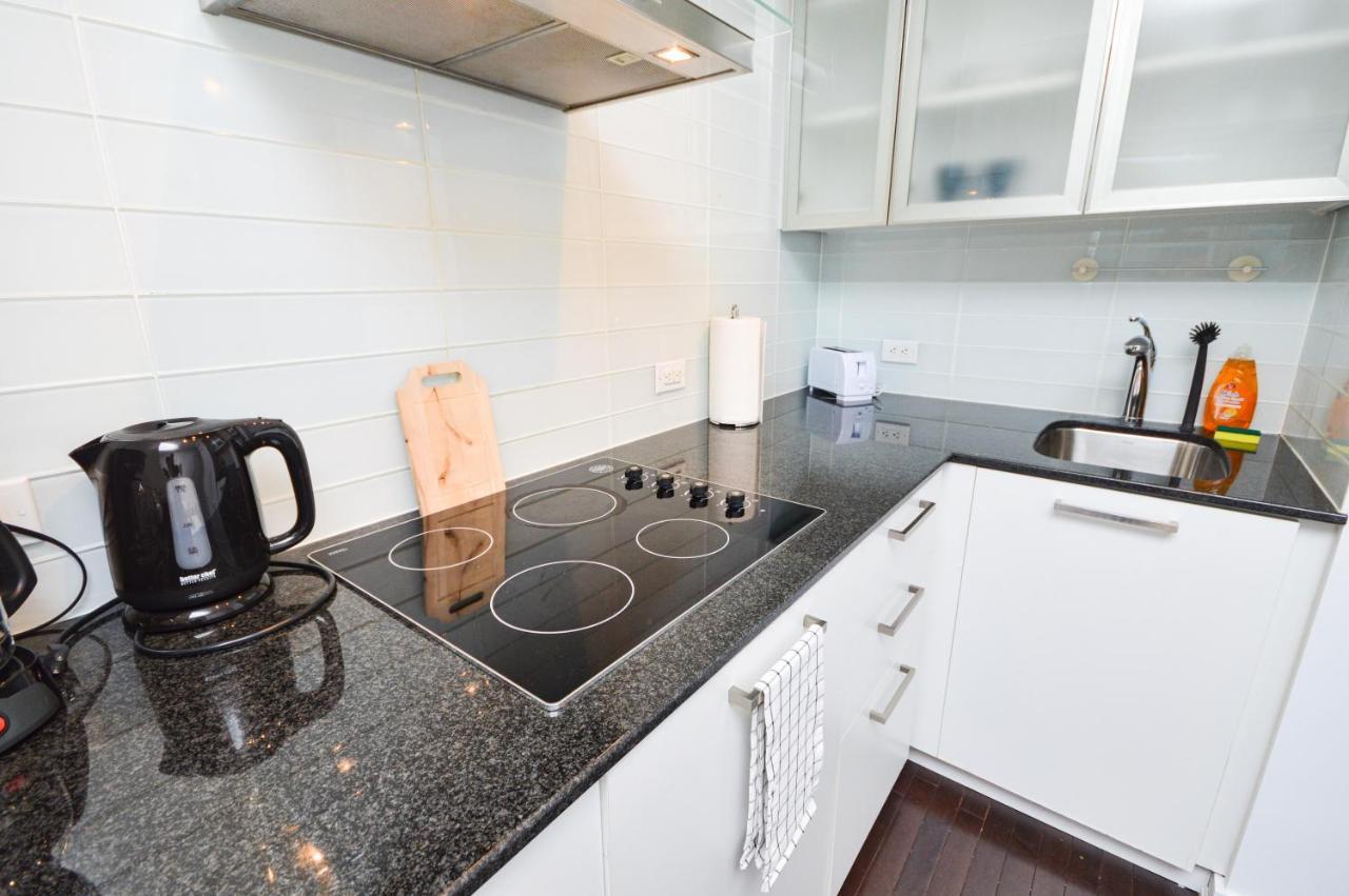 Downtown Toronto Condo Mins From Scotiabank Arena, Tiff, Cn Tower, Union, Mtcc Exteriör bild