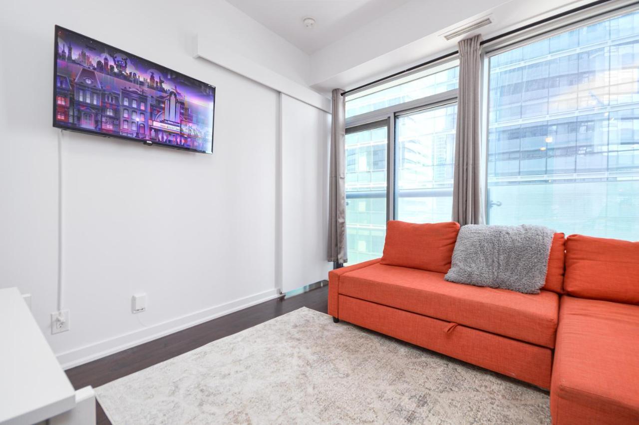 Downtown Toronto Condo Mins From Scotiabank Arena, Tiff, Cn Tower, Union, Mtcc Exteriör bild