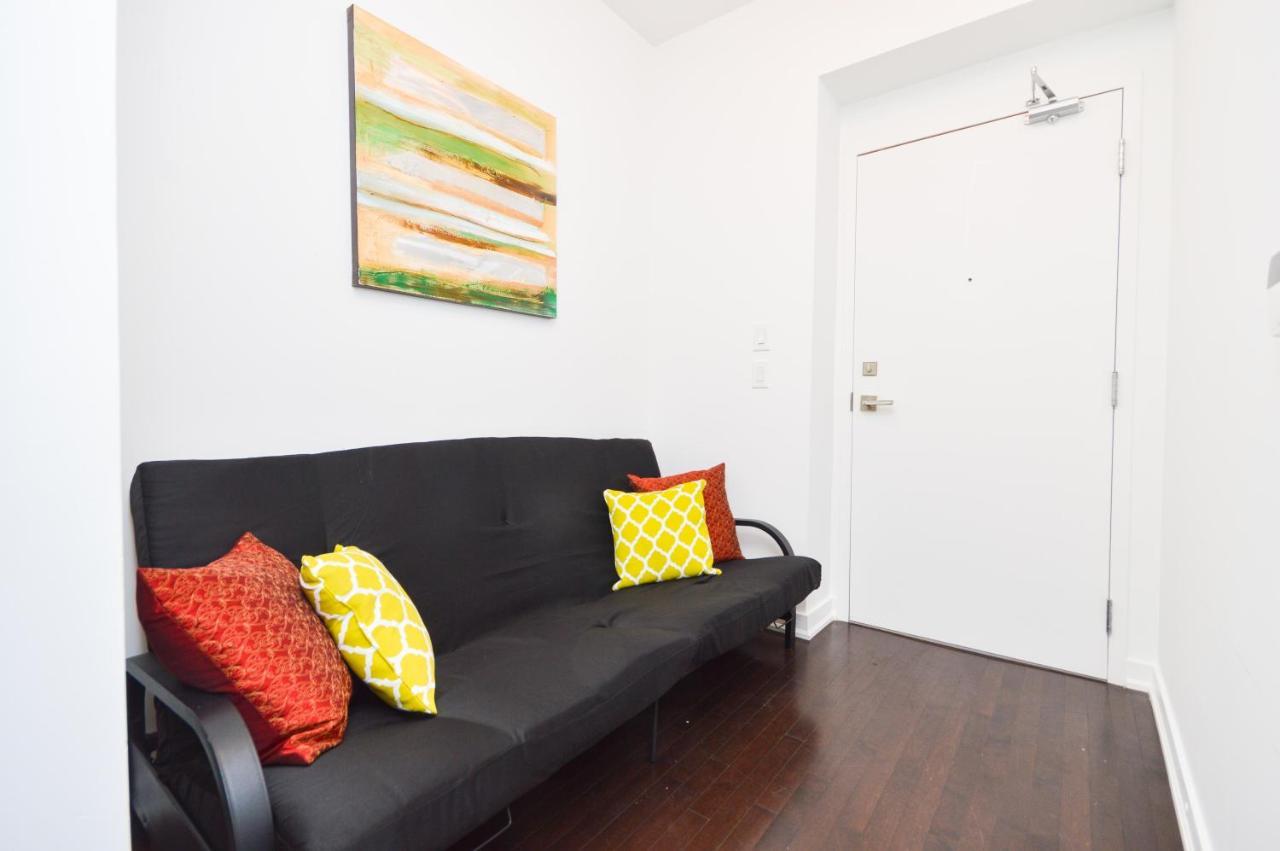 Downtown Toronto Condo Mins From Scotiabank Arena, Tiff, Cn Tower, Union, Mtcc Exteriör bild