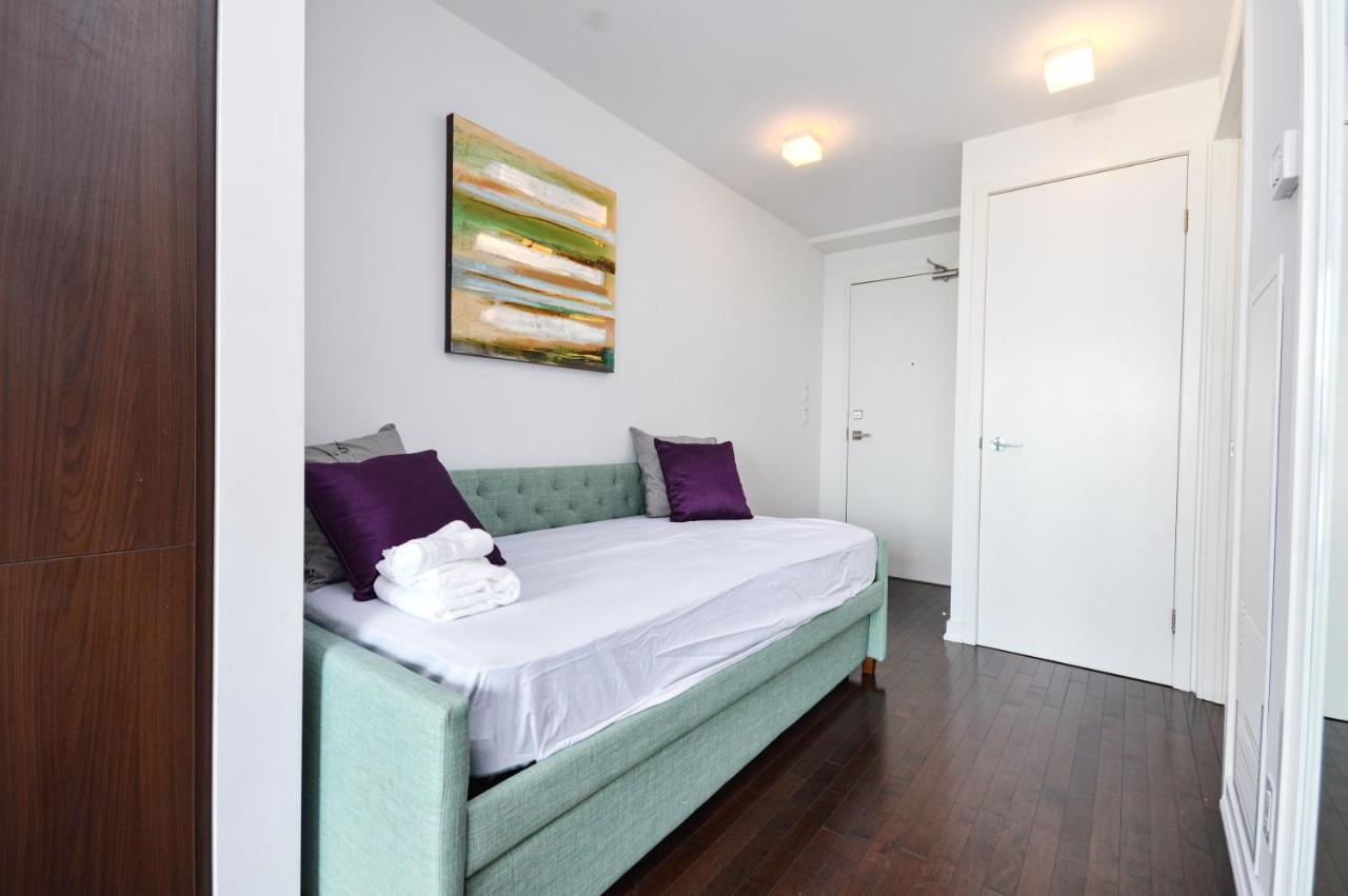 Downtown Toronto Condo Mins From Scotiabank Arena, Tiff, Cn Tower, Union, Mtcc Exteriör bild