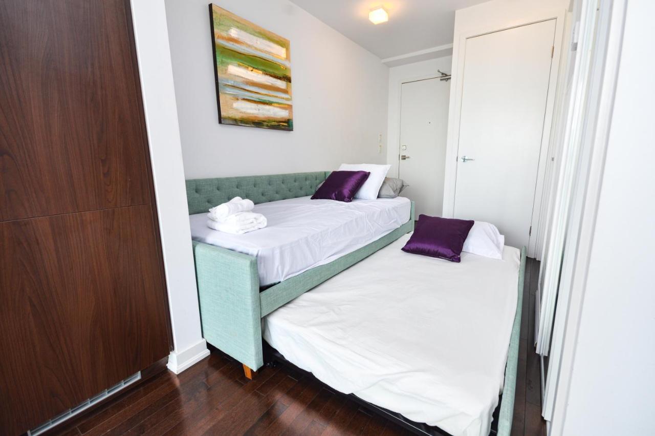 Downtown Toronto Condo Mins From Scotiabank Arena, Tiff, Cn Tower, Union, Mtcc Exteriör bild