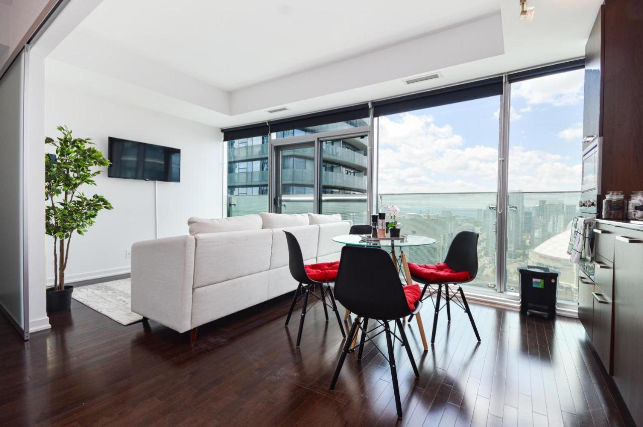 Downtown Toronto Condo Mins From Scotiabank Arena, Tiff, Cn Tower, Union, Mtcc Exteriör bild
