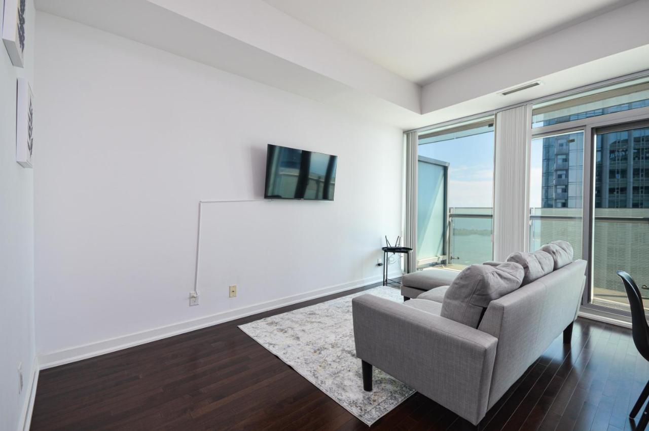 Downtown Toronto Condo Mins From Scotiabank Arena, Tiff, Cn Tower, Union, Mtcc Exteriör bild