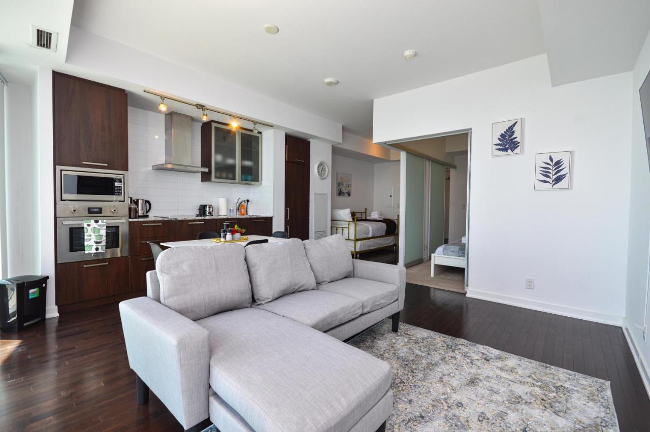 Downtown Toronto Condo Mins From Scotiabank Arena, Tiff, Cn Tower, Union, Mtcc Exteriör bild