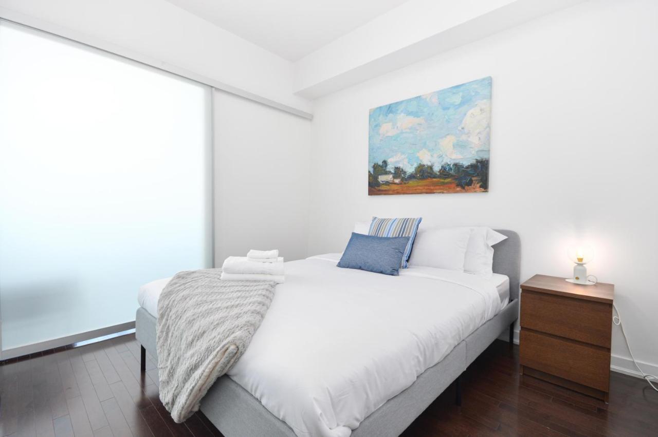 Downtown Toronto Condo Mins From Scotiabank Arena, Tiff, Cn Tower, Union, Mtcc Exteriör bild
