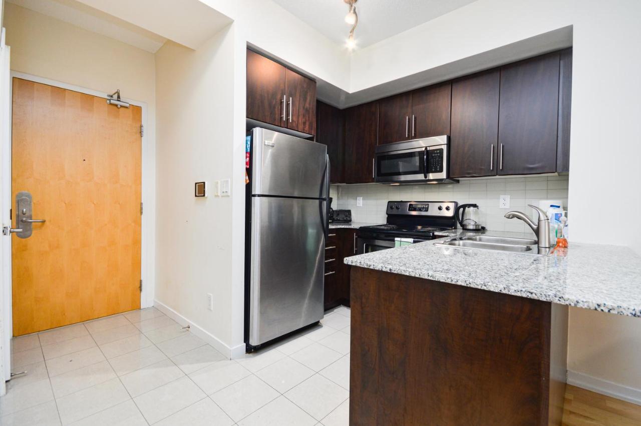 Downtown Toronto Condo Mins From Scotiabank Arena, Tiff, Cn Tower, Union, Mtcc Exteriör bild